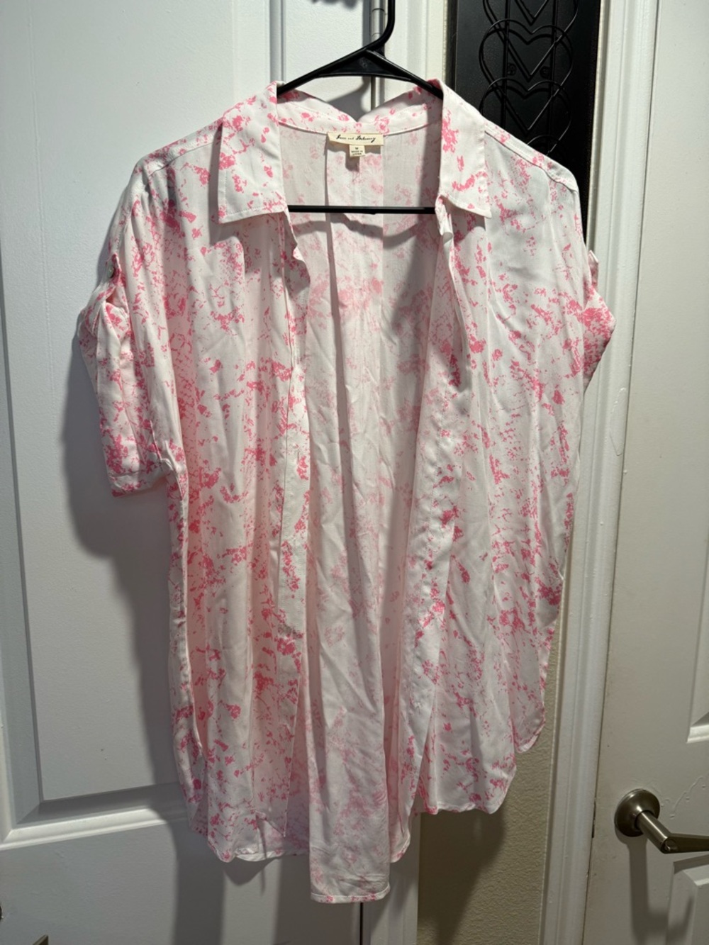 Jane and Delancey White and Pink Open Front Blouse